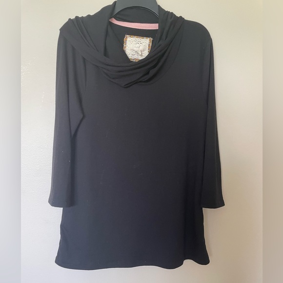 Cupio Blush Soft Fabric Cowl Neckline Sweater Tunic Black Size Large EUC - Picture 2 of 5